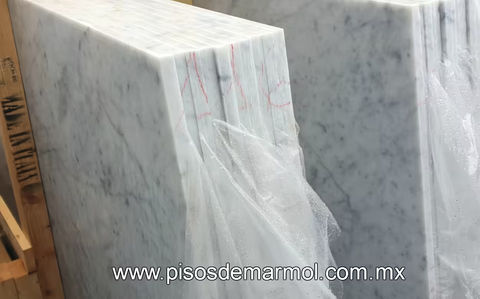 marmol-blanco-carrara-laminas-de-marmol-blanco-carrara-piso-de-marmol-blanco-carrara