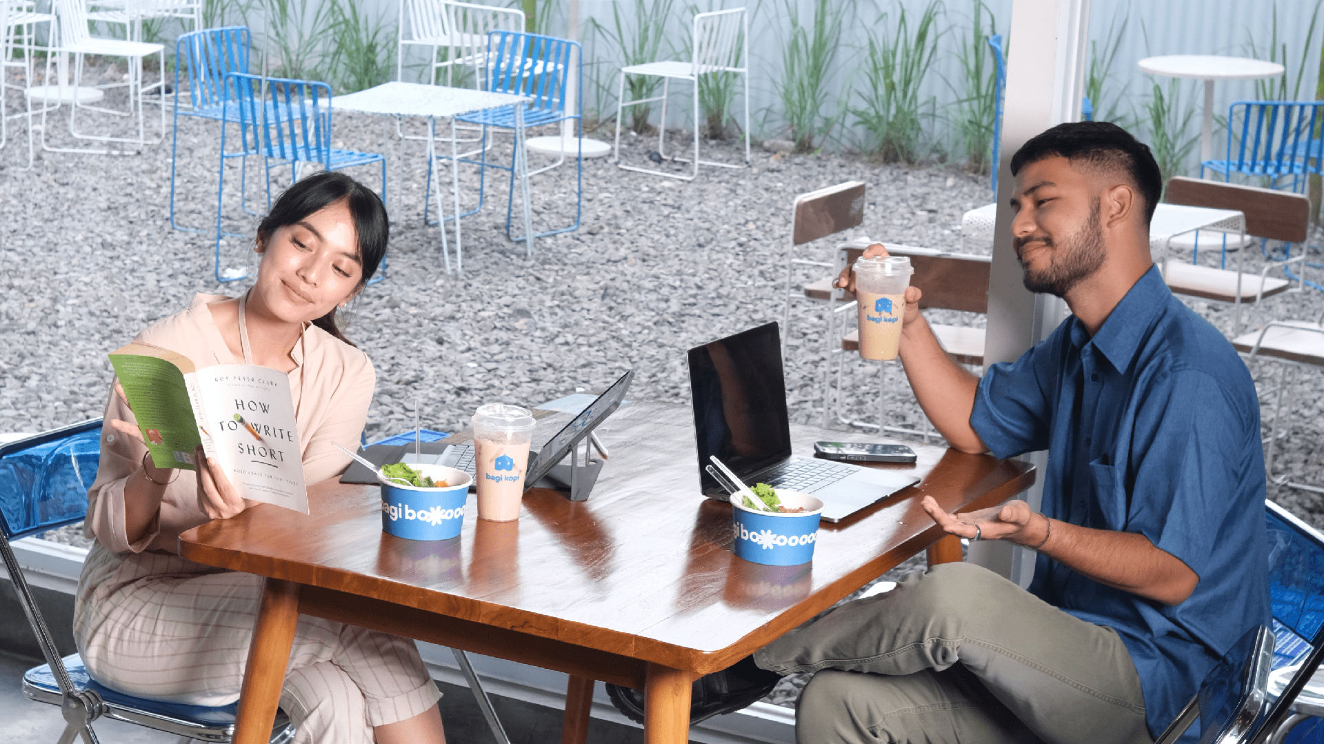 Berbagi cerita berawal dari secangkir kopi