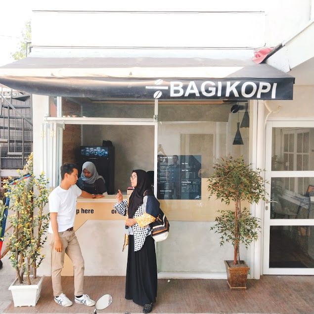 Rebranding dan Buka 3 Outlet