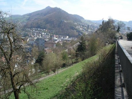 Baden mit Lägern im Hintergrund