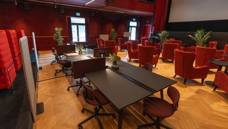 Seminarmöglichkeit im ehemaligen Kinosaal