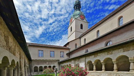 Stiftskirche in Schönenwerd mit Kreuzgang