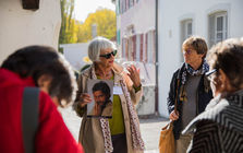 Stadtführerin Ilse Zeller (Copyright: Baumeler Reisen, Nicole Fischer)