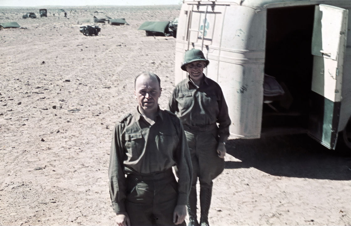 Picture of Who are these German officers in Rommel's Africa Corps?