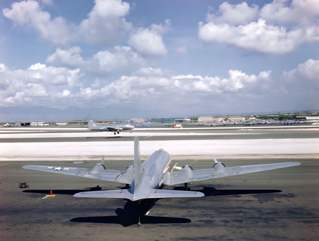 Picture of NATS R5D lands on Hickam Field on Honolulu, 1944