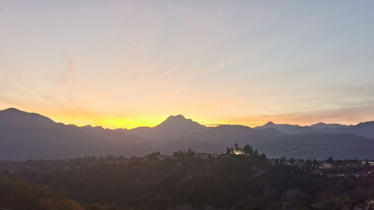 Barga in rosa: storie di donne della vecchia Barga