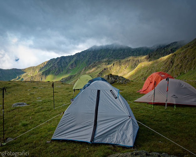 TREKKING FOTOGRAFICO IN TENDA LA PRESANELLA DAI LAGHI DI STRINO