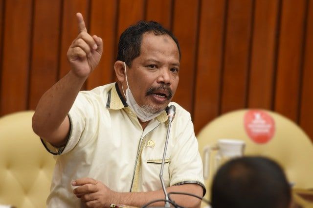 Aleg PKS Ingatkan Menteri KKP Soal Perlambatan Investasi Perikanan dan Nilai  Ekspor | Fraksi PKS