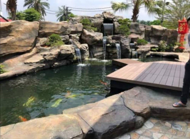 Plants & Planters Nursery Center gallery