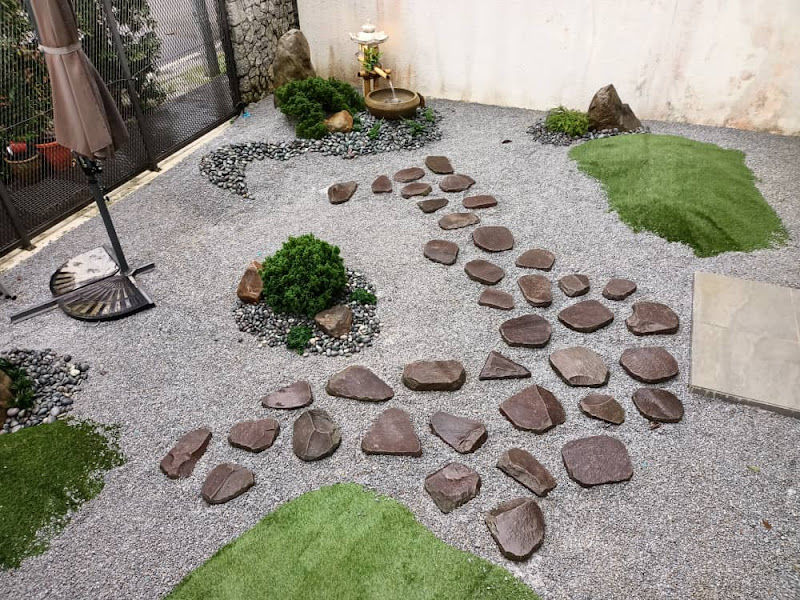 Plants & Planters Nursery Center gallery