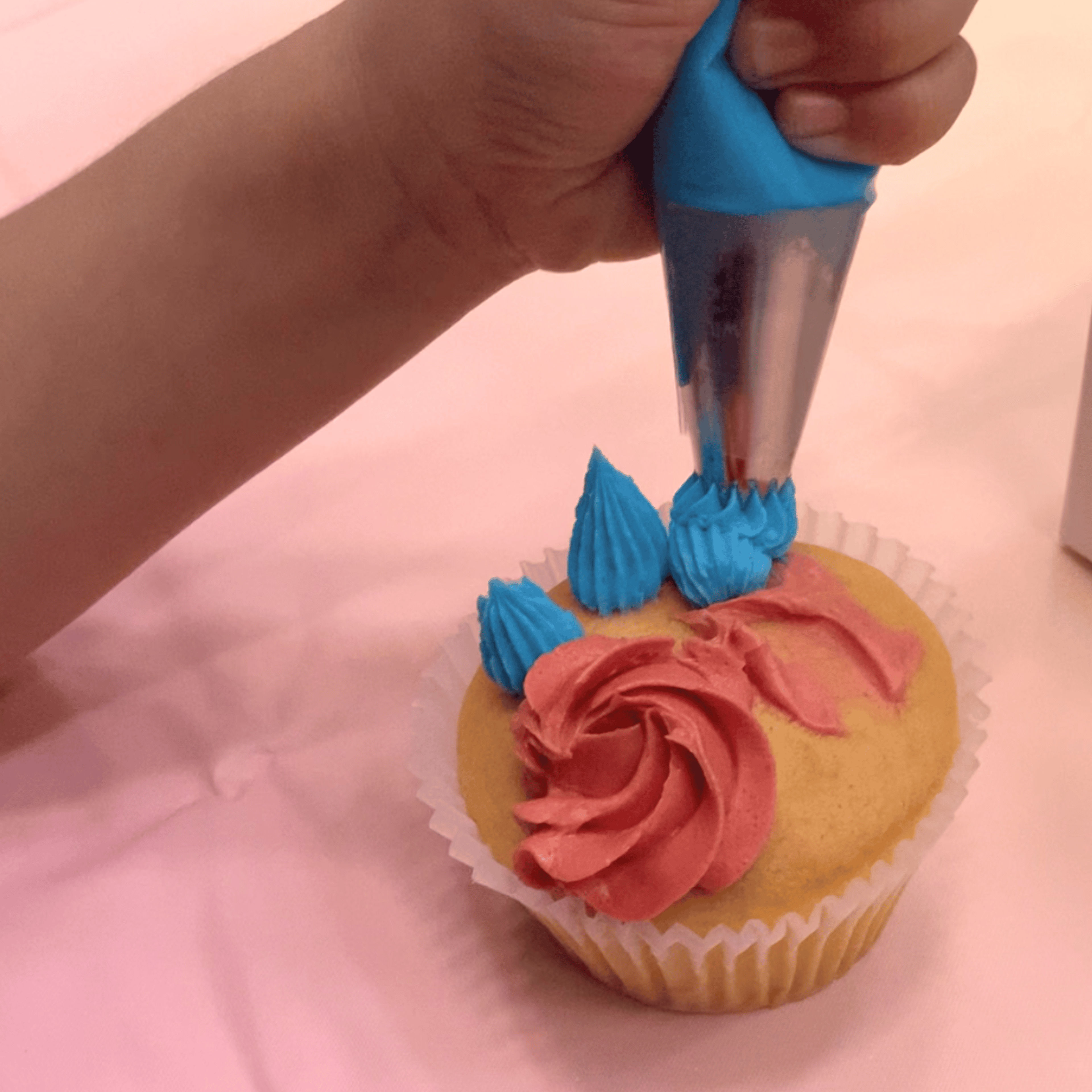 Cupcake decorating