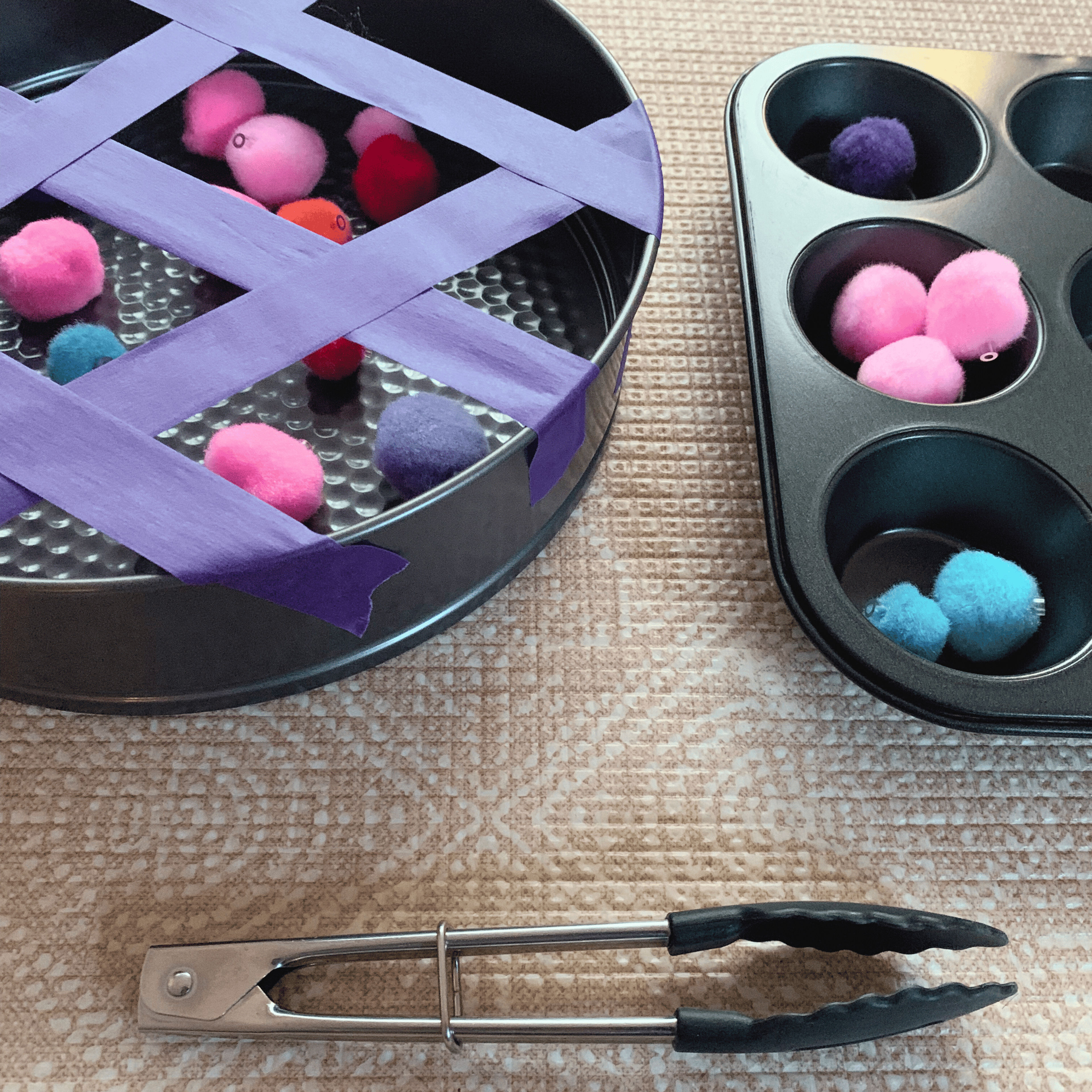 Pom pom rescue and sort