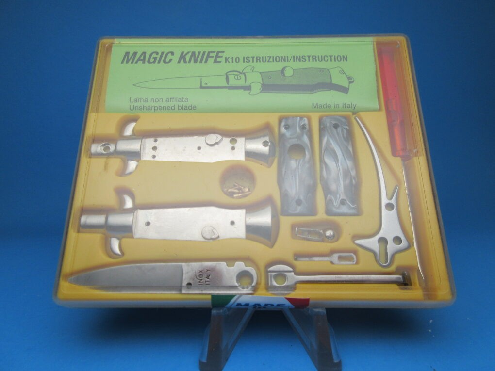 Yellow Card Magic Knife Kit