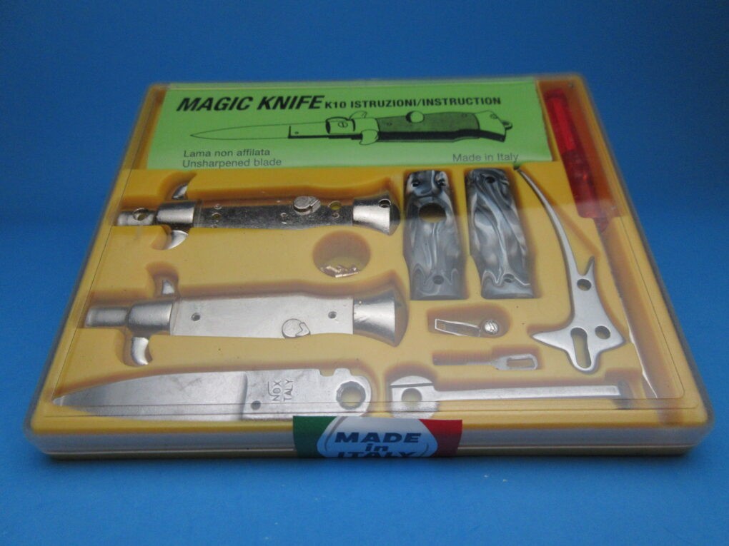 Yellow Card Magic Knife Kit