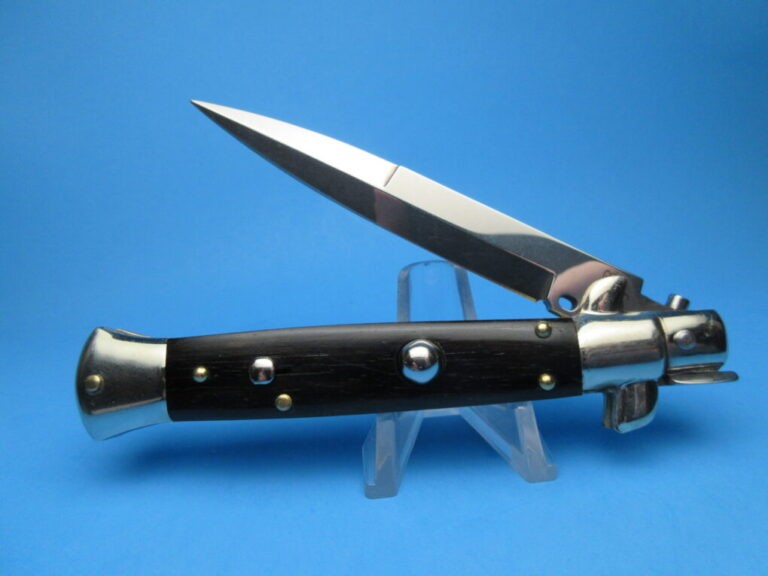 9 Italian Stiletto Switchblades - My Switchblade