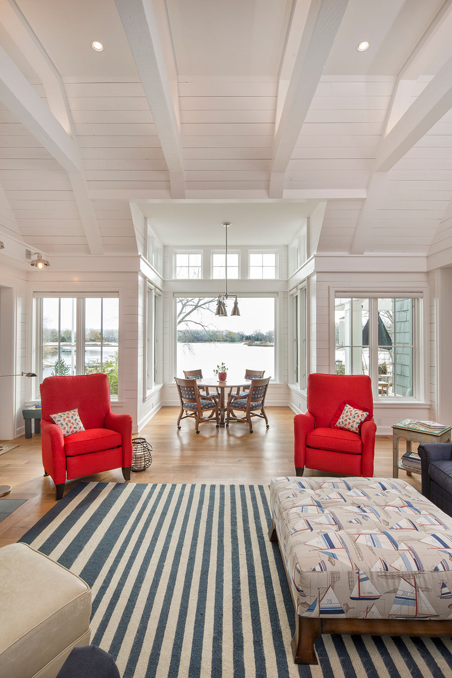 North Bend Lake House - Image 24