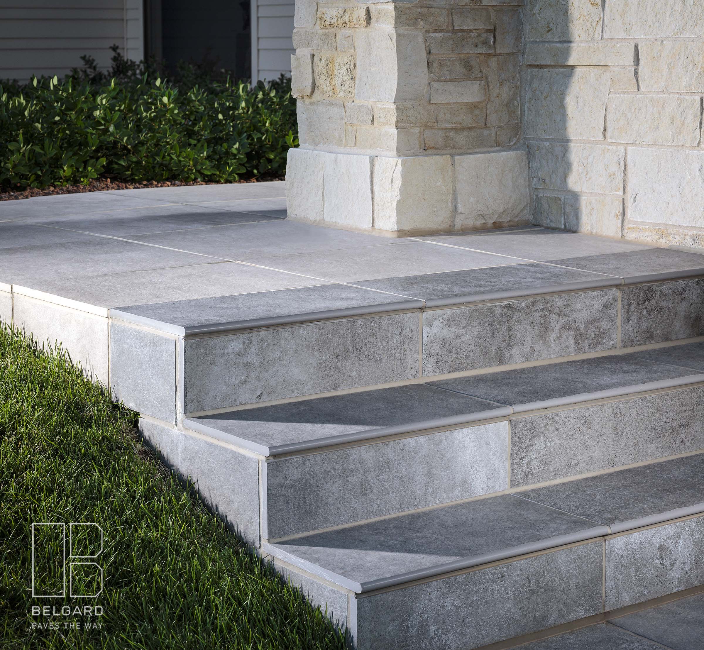 Landscaped Pool Sanctuary - Image 7