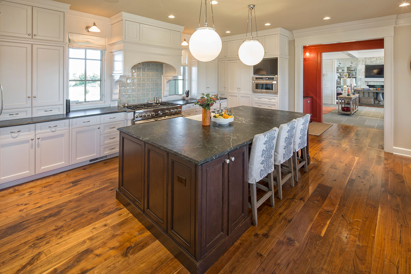Luxury Estate - Image 23