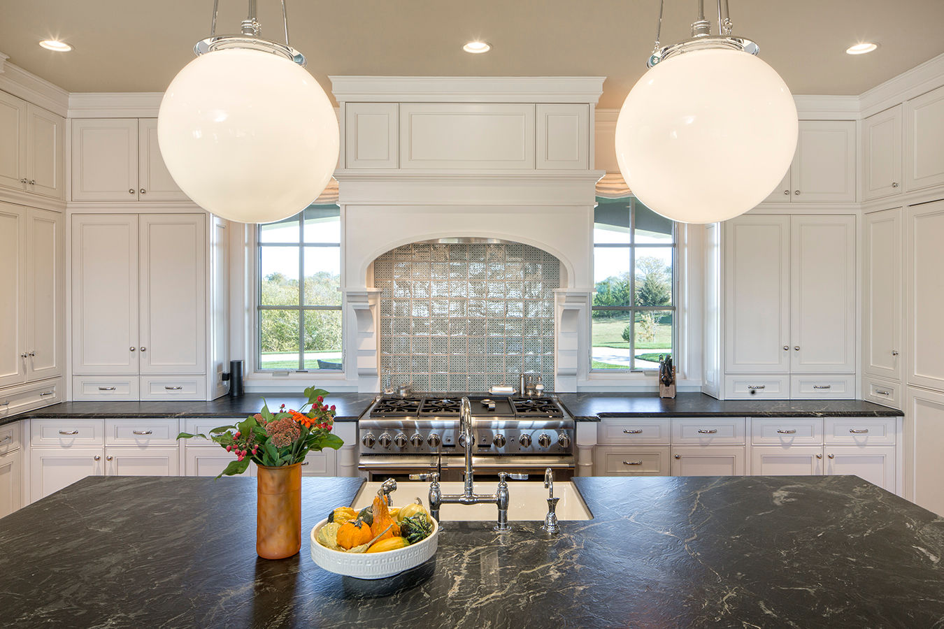 Luxury Estate - Image 24