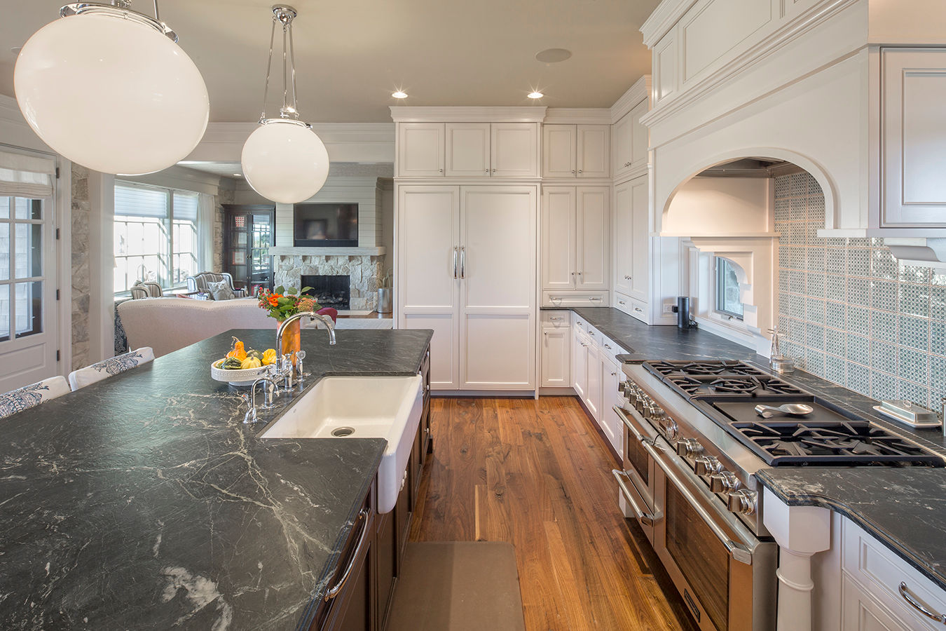 Luxury Estate - Image 25