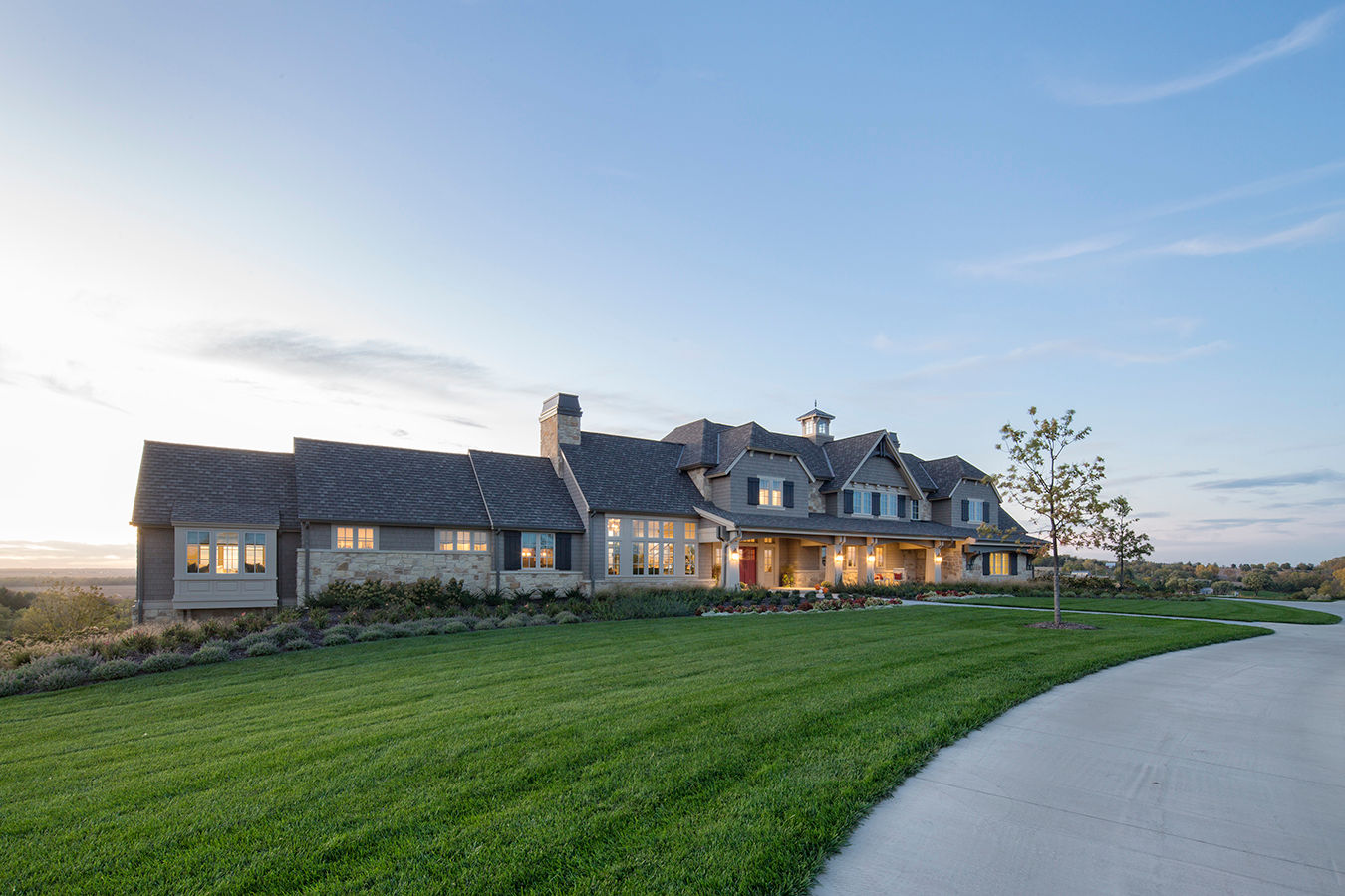 Luxury Estate - Image 9
