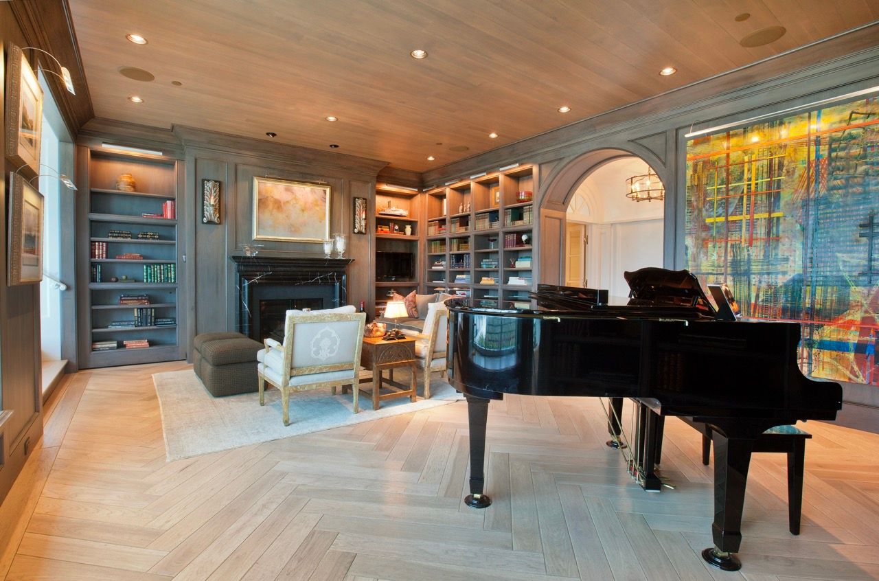 River View Penthouse - Image 14