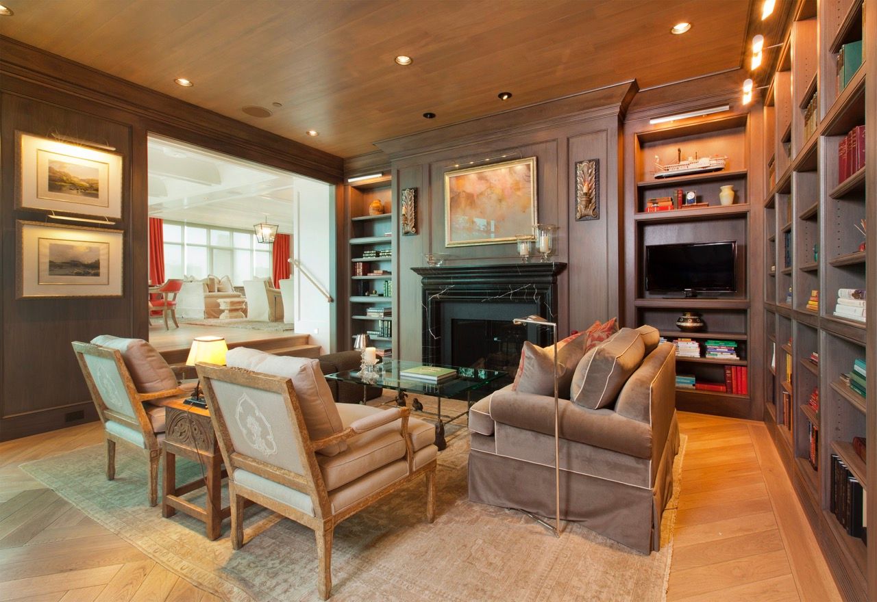 River View Penthouse - Image 15