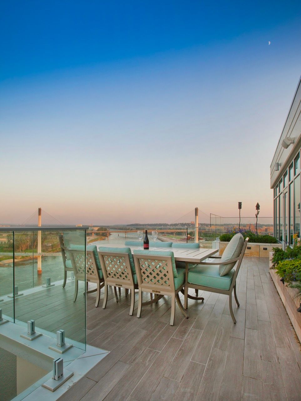 River View Penthouse - Image 61