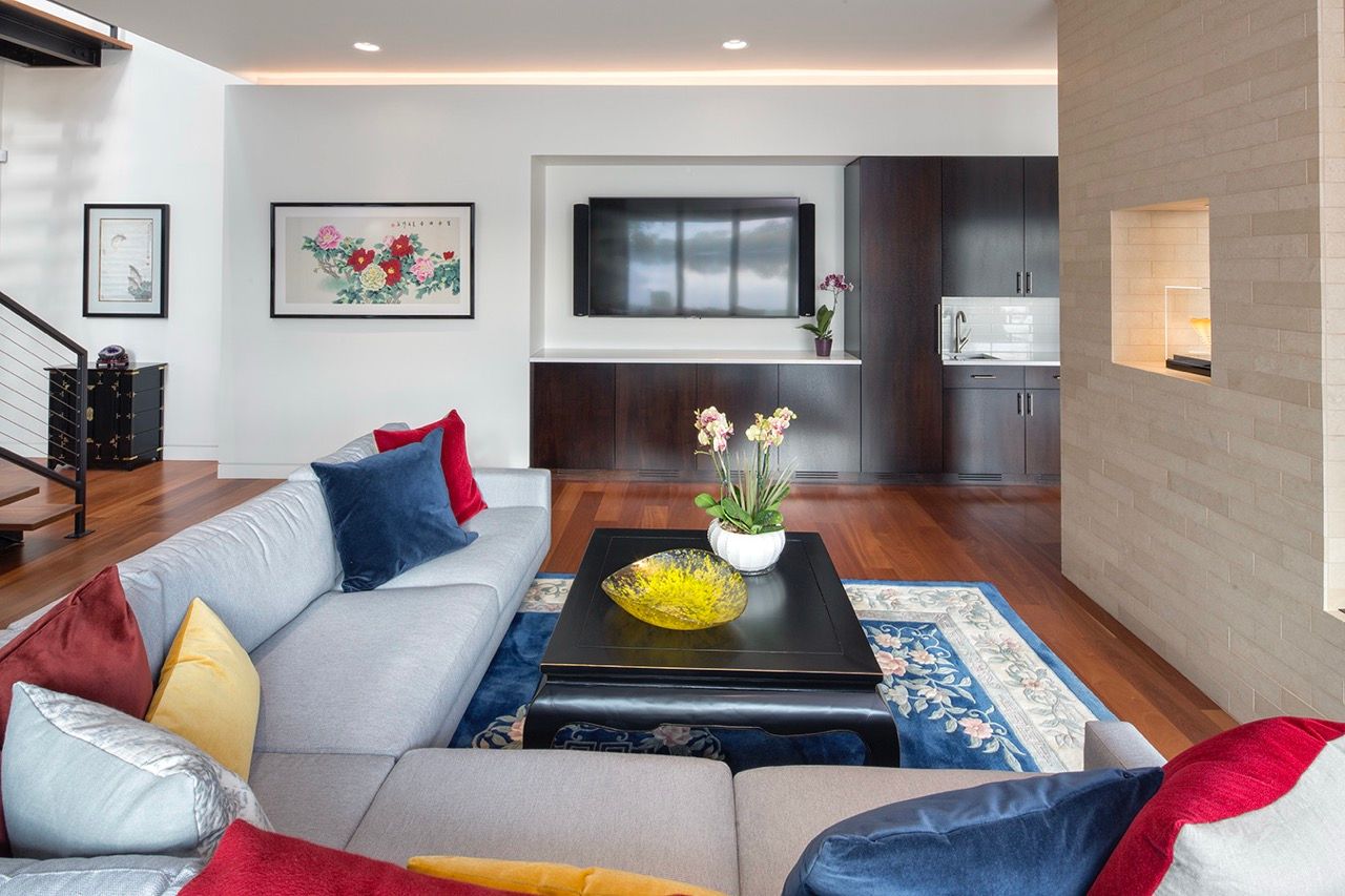Modern Lake House - Image 20