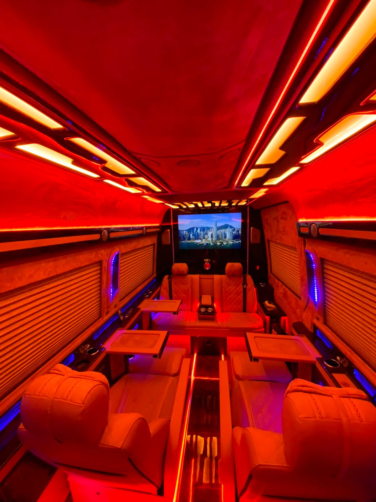Mercedes Sprinter VIP dönüşüm detayı