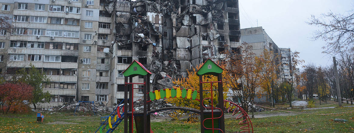 No going back: an apartment block in Kyivskyi District destroyed by Russian shelling. Image: Jack Watling