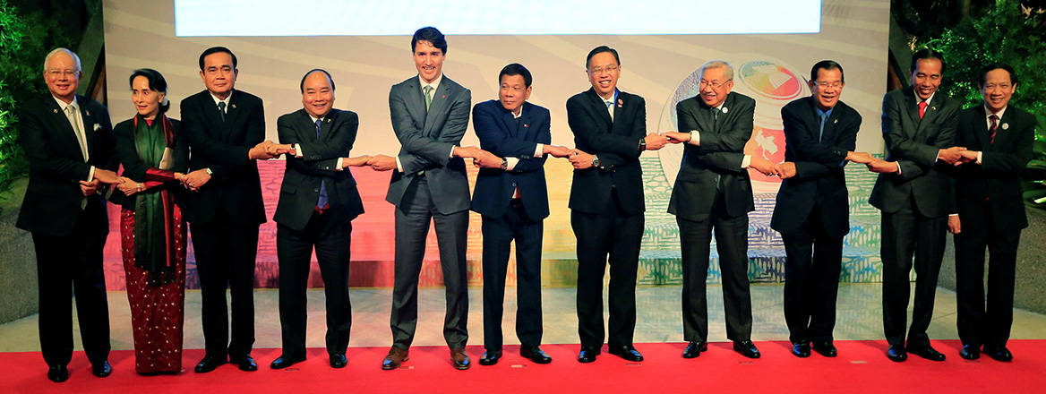 Canadian Prime Minister Justin Trudeau with leaders of ASEAN states in 2017