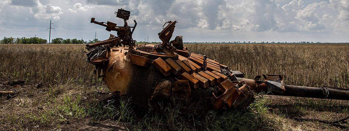 Pushed back: wreckage of a turret from a destroyed Russian tank in Mykolaiv Oblast in southern Ukraine. Image: SOPA / Alamy