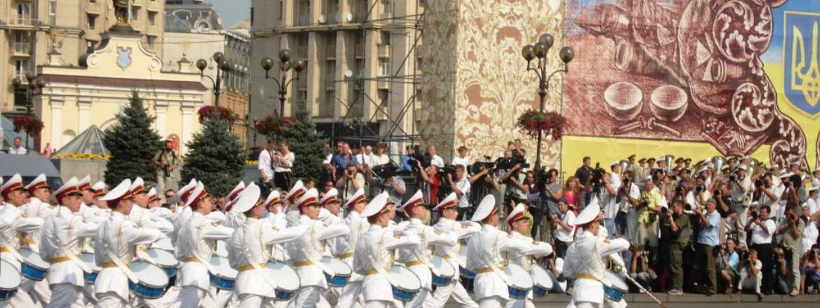 soldiers on military parade in Kiev