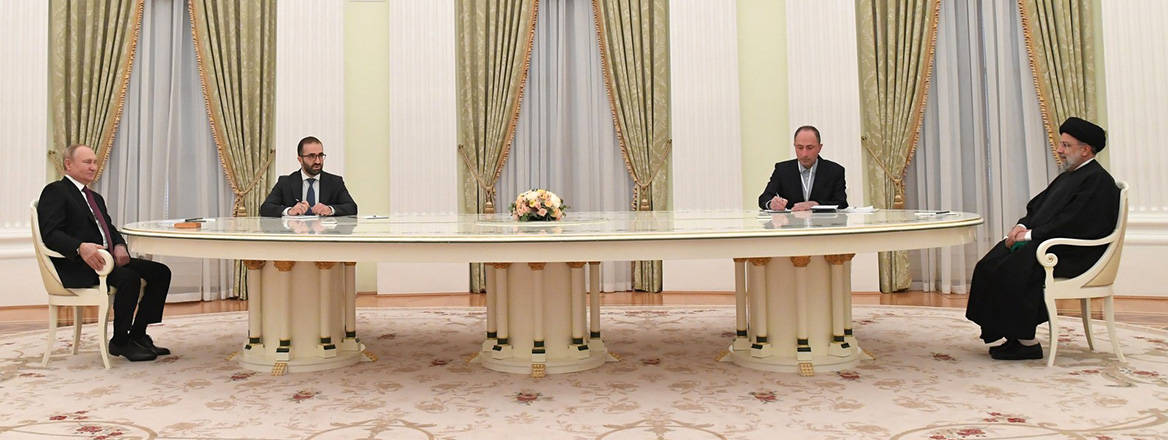 Russian President Vladimir Putin and Iranian President Ebrahim Raisi in Moscow on 19 January 2022