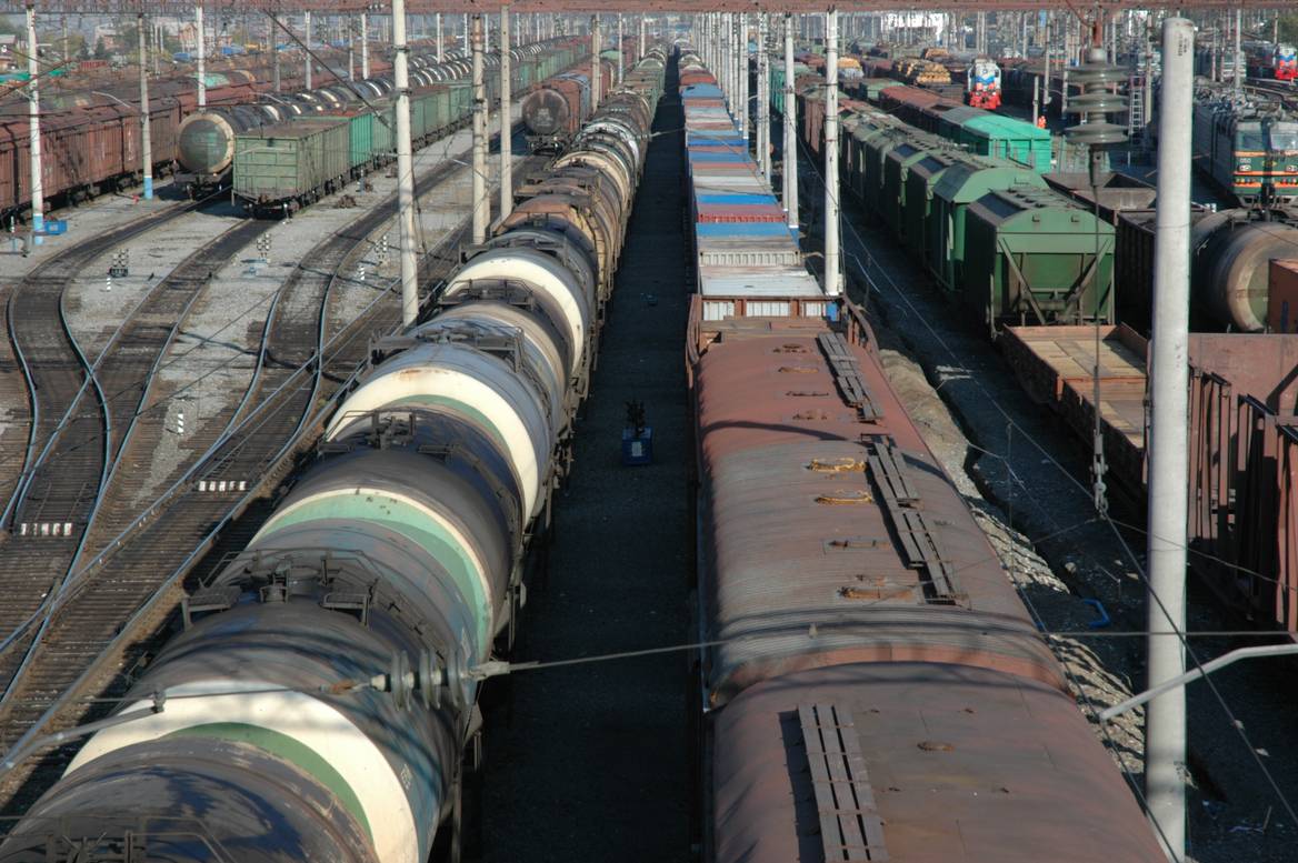 rail_transport_in_ulan-ude_russia.jpg