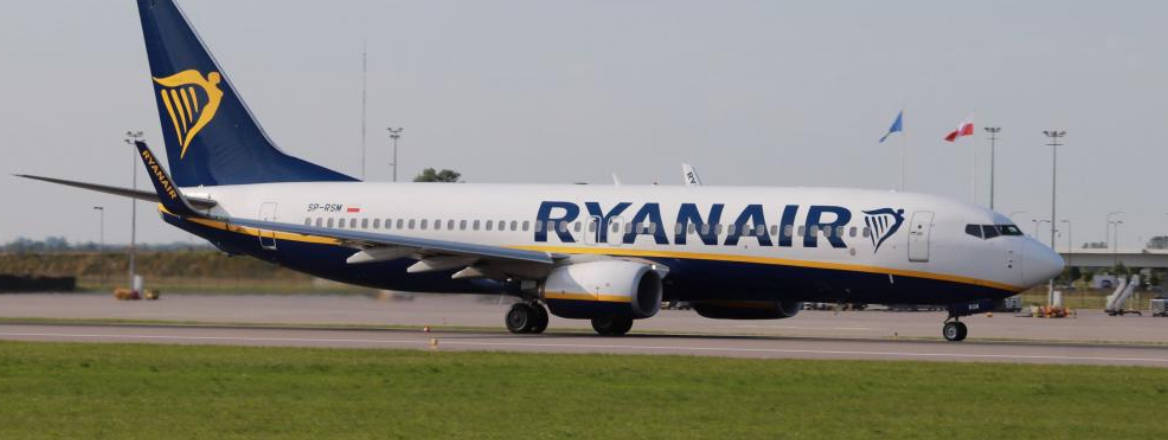 Ryanair plane