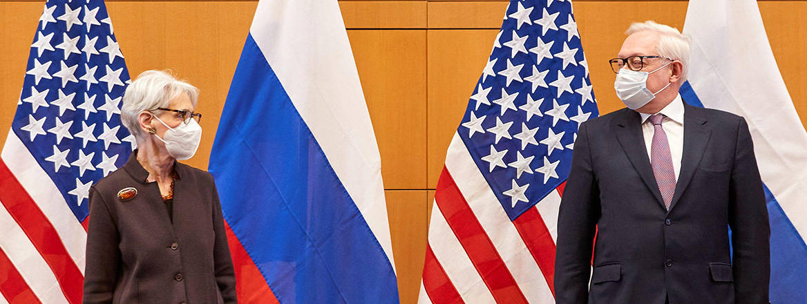 US Deputy Secretary of State Wendy Sherman and Russian Deputy Foreign Minister Sergei Ryabkov attend security talks in Geneva on 10 January 2022. Courtesy of Reuters / Alamy Stock Photo