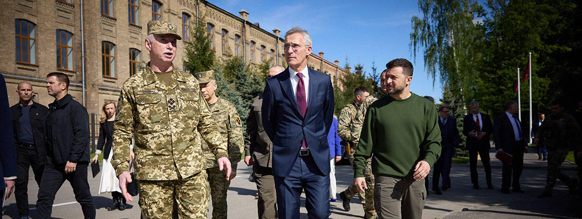 Not giving up: Ukrainian President Volodymyr Zelensky with NATO Secretary General Jens Stoltenberg in Kyiv on 29 April 2024