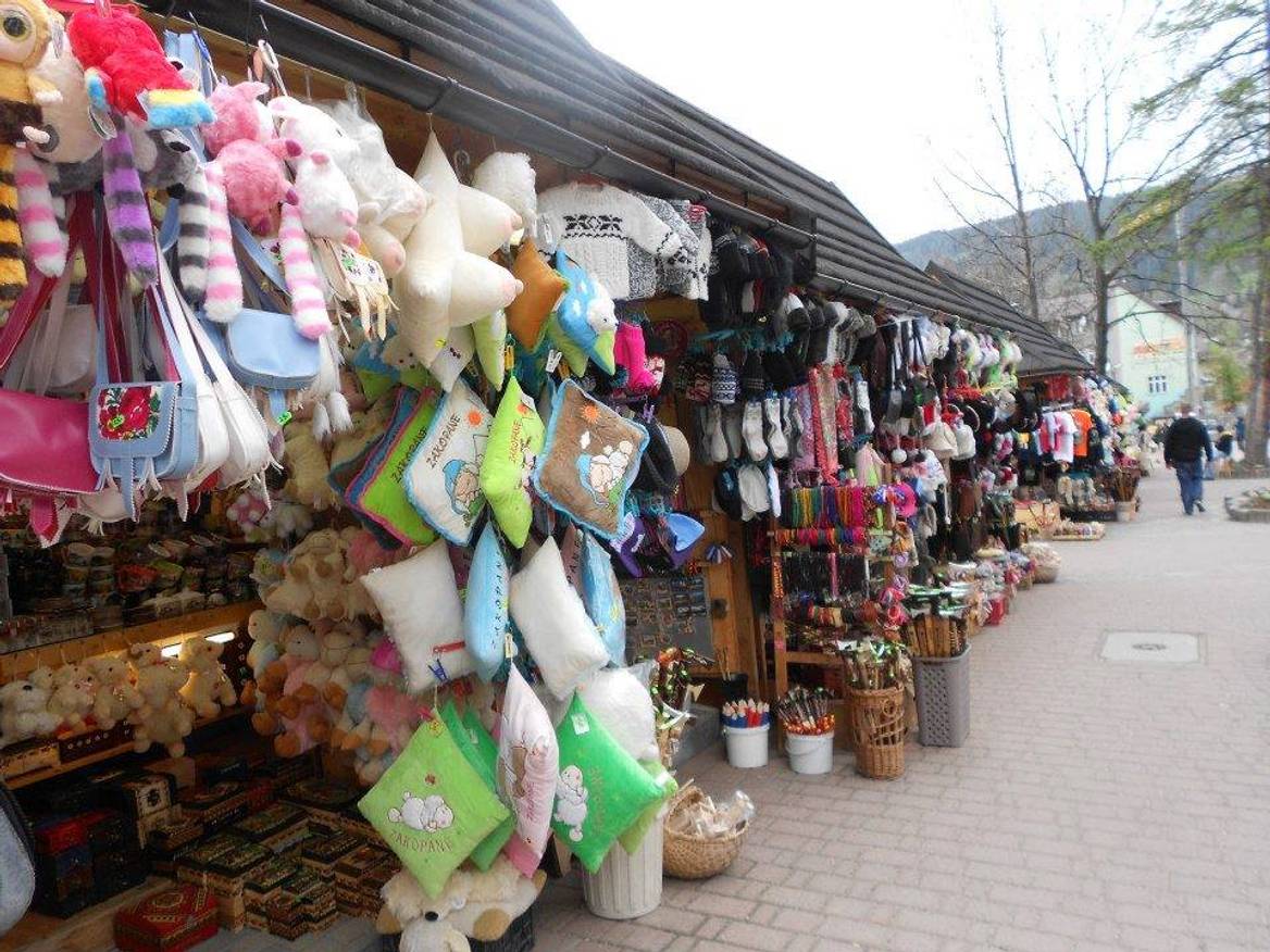 street_market_in_poland.jpg