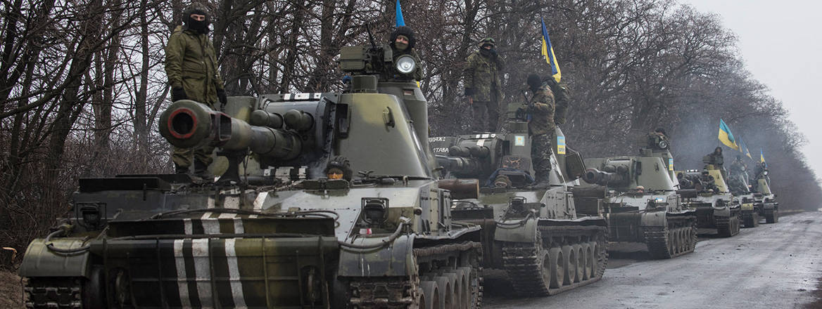 Ukrainian 2S3 Akatsiya 152 mm howitzers with their crews, pictured in 2015