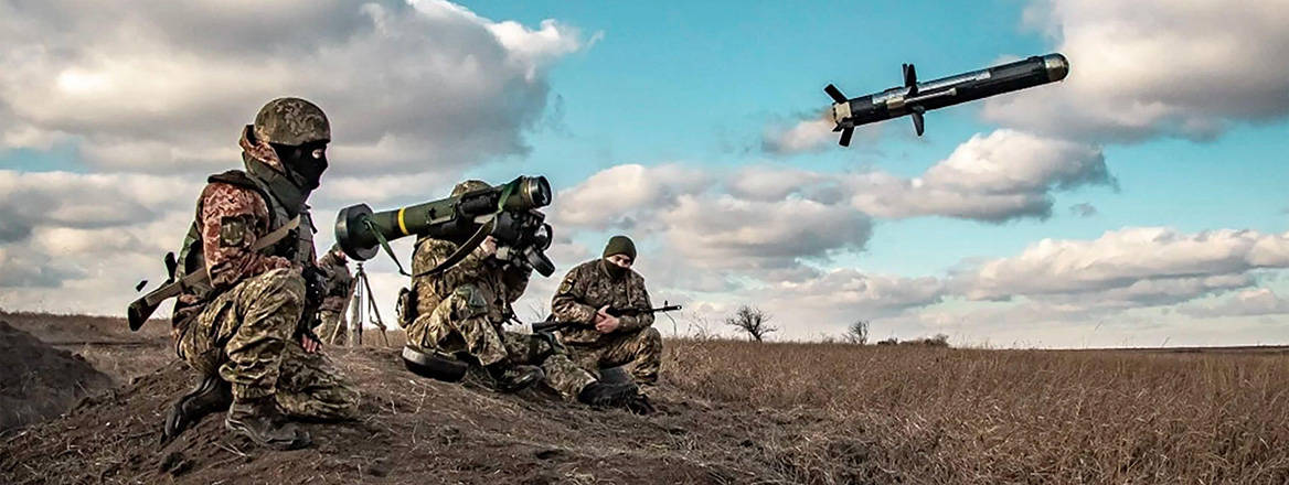 Vital support: Ukrainian soldiers training to use US anti-tank weapons in early 2022