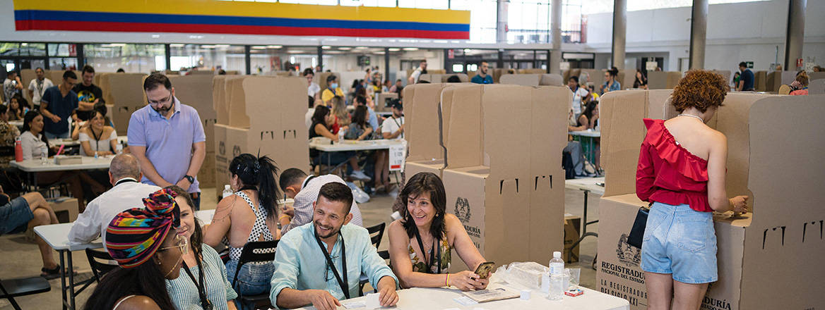 The expatriate Colombian community in Spain vote at the electoral centre of Madrid.