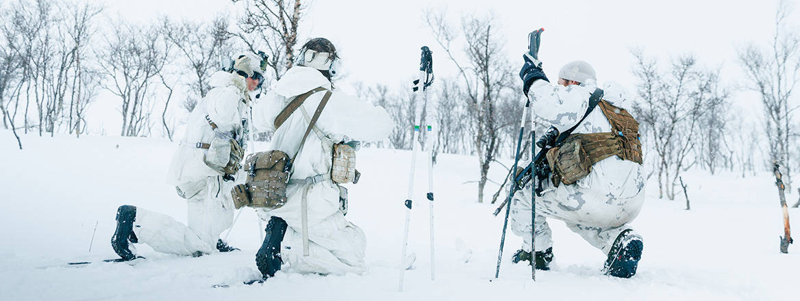 Soldiers from the Norwegian Long Range Reconnaissance Squadron from the Military Intelligence Regiment, conducting a 100-days field exercise in winter conditions.  Courtesy of Sondre Mosdal/Norwegian Armed Forces.