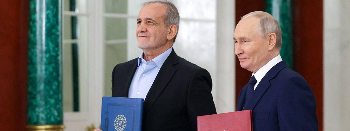 Pezeshkian and Putin attend a signing ceremony for a partnership treaty to deepen their ties, 18 January, 2025.