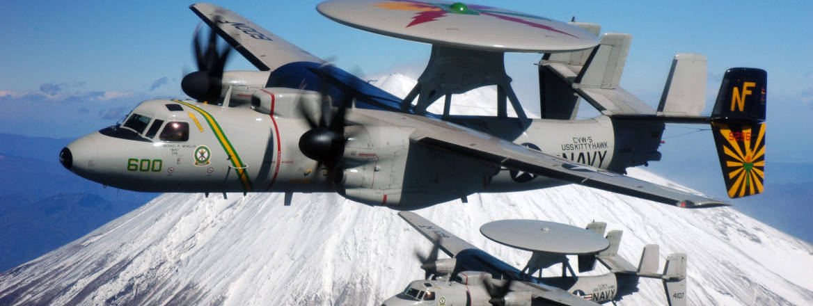 E-2C Hawkeye mount Fuji