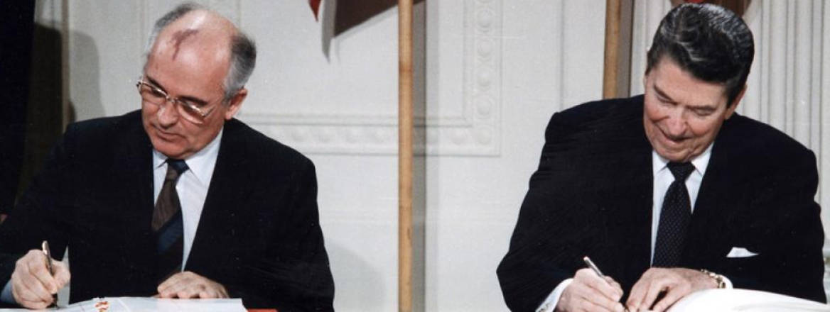 President Ronald Reagan and Soviet General Secretary Mikhail Gorbachev