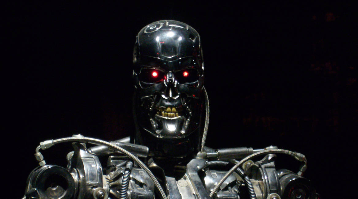 terminator_exhibition_t-800_-_menacing_looking_shoot.jpg