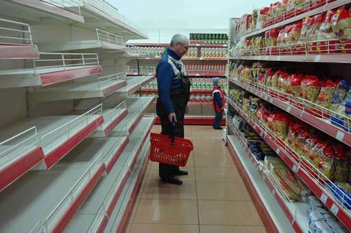 Why Economic Pain Won’t Stop Russia’s War