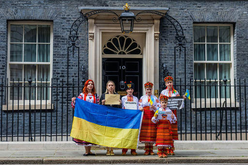 Are We at War with Russia? How Warden’s Rings Map Russia’s Hybrid Strategy